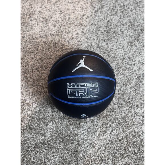 Jordan Hyper-Grip OT Basketball - Picture 1 of 4